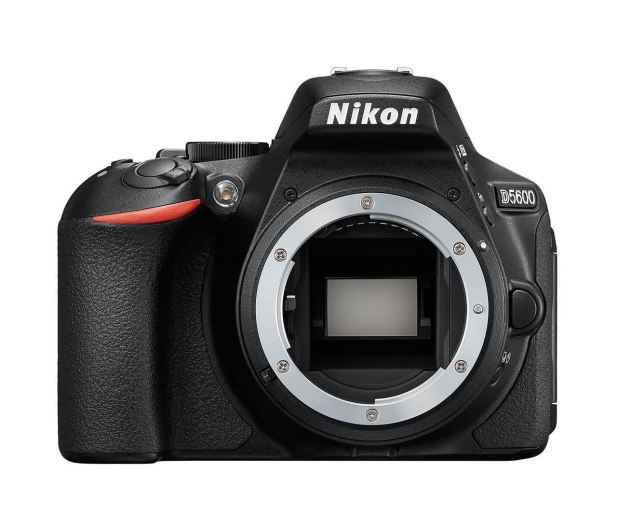 Nikon D5600 + AF-S 18-140mm VR - 524325 - zdjęcie 2